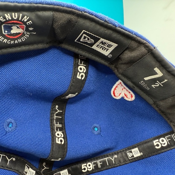 Toronto Blue Jays New Era 59Fifty Official Hat w/Heart Fitted Cap Size 7 1/2 NEW - Picture 8 of 9